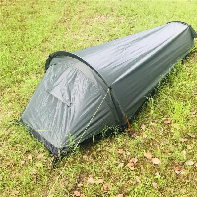 Barraca leve para camping individual com mochila integrada para aventuras ao ar livre