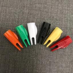 100 pçs tiro com arco seta nock 5/16 od 8mm apto para diâmetro 7mm seta de madeira eixo seta de bambu ao ar livre tiro acessórios - Image 3