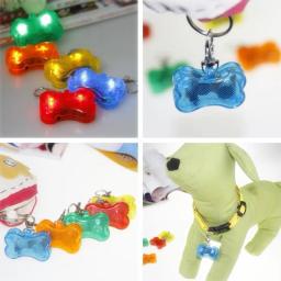Suprimentos para animais de estimação led iluminar-se forma de osso do cão id tag colar de segurança do animal de estimação pingente para caminhar ao ar livre para o produto do animal de estimação cão acessório ferramenta - Image 3