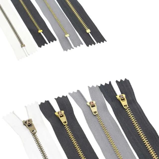 Zíper de Metal para Jeans e Artesanato DIY - Diversos Tamanhos com Dentes de Latão em Preto e Branco (5 Peças)