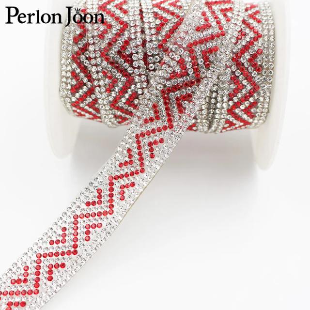 Faixa Decorativa de Strass em Pedras para Roupas e Acessórios - 2cm de Largura, Cores Quentes, Ideal para DIY