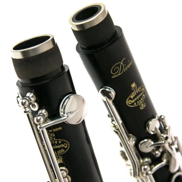 Clarinetes Xin-Divinine em baquelite com chaves de níquel prata, acessórios e estojo profissional Bb