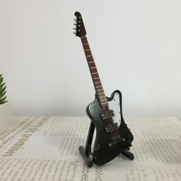 Miniatura de madeira baixo elétrico 20cm, instrumento musical, modelo para 1/6, acessórios de casa de bonecas, figuras de ação - Image 2