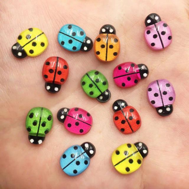 Mistura de 60 Peças de Resina Colorida em Formato de Besouro: Cabochões Flatback para DIY, Scrapbook e Artesanato com Strass e Cristais