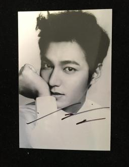 Lee minho autografado foto assinada imagem K-POP 4*6 presentes coleção 062021 - Image 2