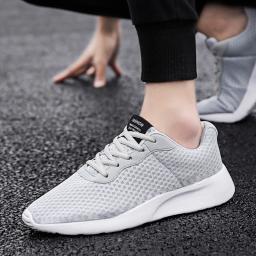 Tênis de malha respirável casual para homens e mulheres, tênis de corrida, tênis de caminhada, plus 48, verão - Image 4