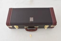 Trompete de cobre de fósforo Bb B Latão Liso Pintado a Ouro Requintado Instrumento Musical Durável com Bocal Luvas Strap Case - Image 5