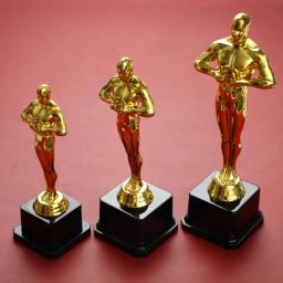 Oscar troféu prêmio plástico dourado réplica equipe esportes competição artesanato lembrança festa celebração presente - Image 2