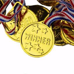3/5 pçs crianças medalhas de ouro plástico com fita vencedores medalhas esportes dia festa saco prêmios brinquedos para crianças prêmios do estudante - Image 4