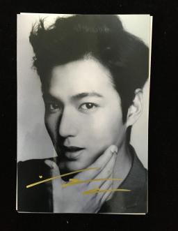 Lee minho autografado foto assinada imagem K-POP 4*6 presentes coleção 062021 - Image 1