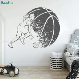 Jogador de basquete do sexo feminino adesivo de parede esporte jogo interior decoração para casa esportes quentes arte decalques vinil murais removíveis yt1641 - Image 3