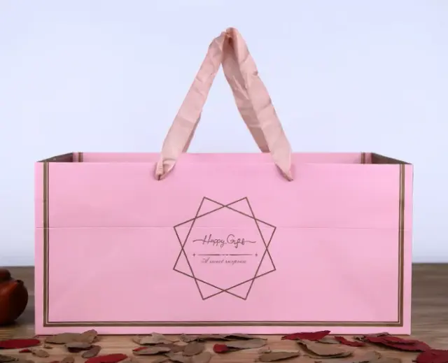 Saco de Papel Kraft Personalizado com Logo e Alças - Ideal para Presentes e Compras