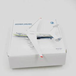 Avião de plástico de 1/400 escala, colecionável de adultos, mini brinquedos para meninos, modelo de amostra estática, disponível em-225 polegadas - Image 5