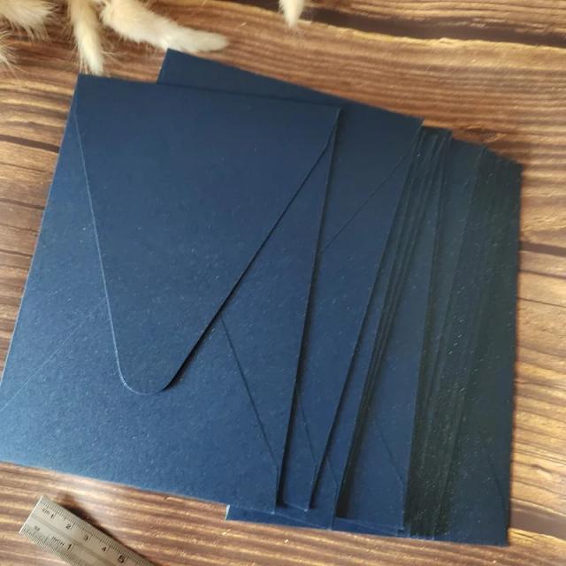 Convite Vertical Elegante com Envelope V-Flap em Papel Fosco e Pérola Grossa, Personalização de Cor, Selo de Cera e Logotipo - Pacote com 50 Unidades