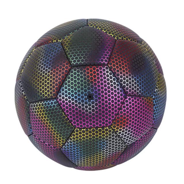 Bola de basquete holográfica colorida em couro PU para decoração externa e jogos noturnos infantis