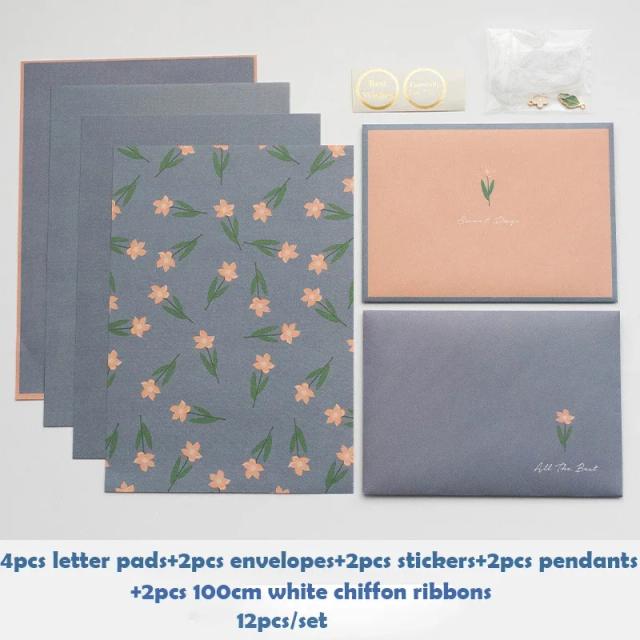Conjunto de 12 Peças de Papelaria Kawaii com Envelopes Adesivos e Cartas para Convites de Casamento e DIY