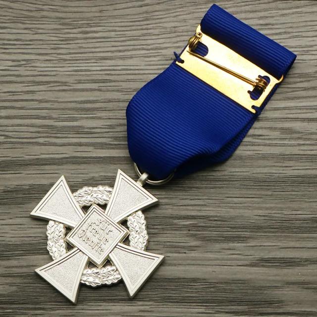 Medalha Comemorativa Exclusiva com Emblema Distintivo