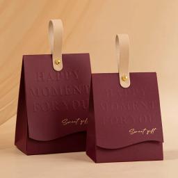 Caixa De Doces De Casamento Criativa Lembrança De Dama De Noiva Caixas De Presente De Biscoito De Doces Para Festa Decoração De Casamento Saco De Embalagem De Presente De Mão - Image 1