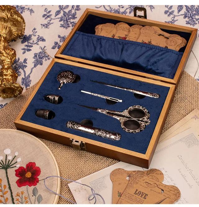 Kit Completo de Costura Vintage Europeu: Bordados Antigos e Acessórios Retro para Artesanato DIY
