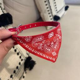 Colar bandana ajustável para pet, lenço no pescoço para cães pequenos e gatos, toalha de saliva, colar PU com bandagem triangular, cachorro e gatinho - Image 3