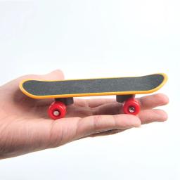 Quebra-cabeça de skate multi-padrão para pequenos animais de estimação, papagaio, hamster, peônia, treinamento pequeno, brinquedos interativos - Image 6
