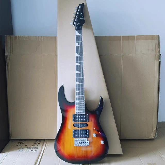Guitarra Elétrica Profissional de Corpo em Bordo com 24 Trastes, 6 Cordas e Acessórios Inclusos