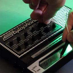 Estilofone gen X-1 bolso synth mini instrumento eletrônico do vintage música brinquedo estilofone - Image 3