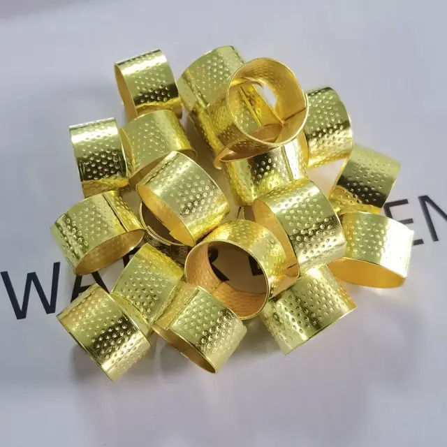 Conjunto de 10 Dedais Ajustáveis para Ponto Cruz e Costura - Acessórios Essenciais para Artesanato DIY