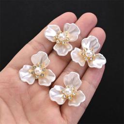 Charms flores elegantes com pérolas imitação e strass, artesanato DIY, roupas, chapéus, acessórios de cabelo, 25x27mm, 20pcs - Image 1