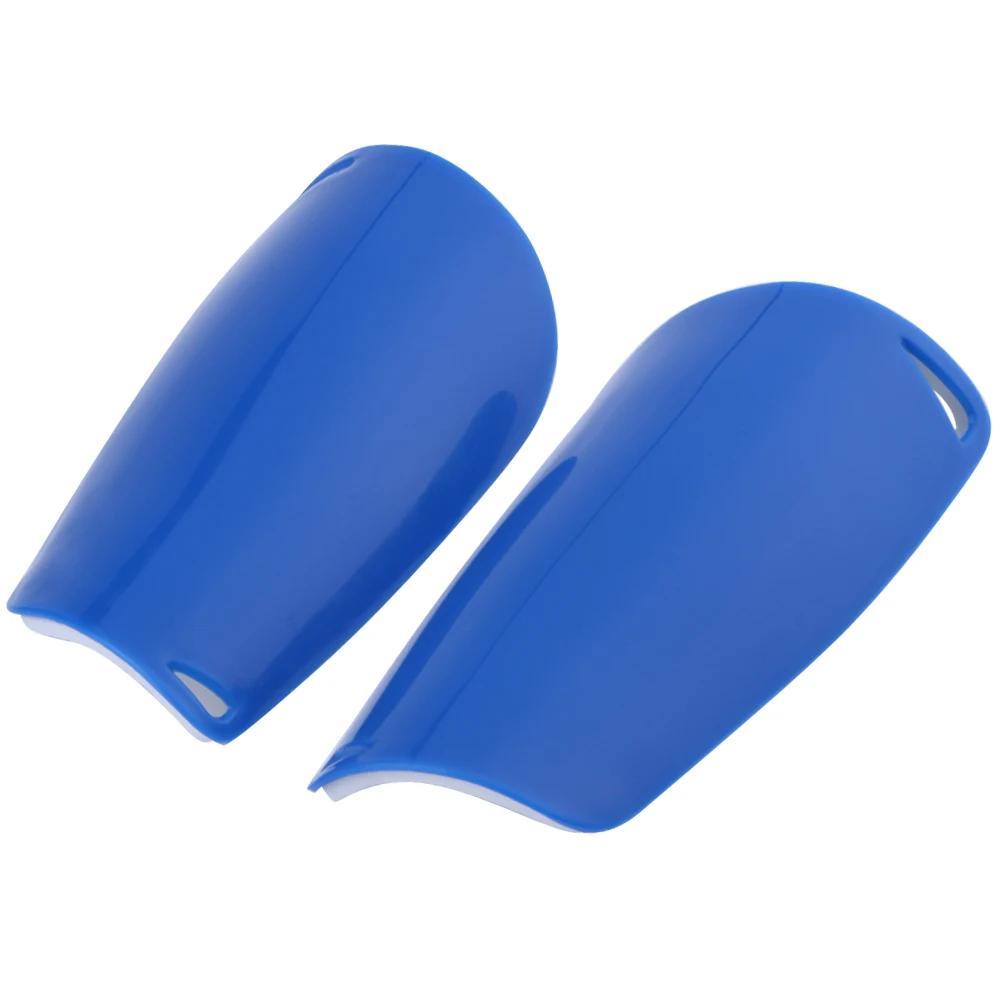 Protetor antiderrapante da canela do futebol para crianças, guardas do futebol, protetores respiráveis dos esportes, luva plástica da panturrilha, engrenagem protetora, 2-50Pcs - Image 1