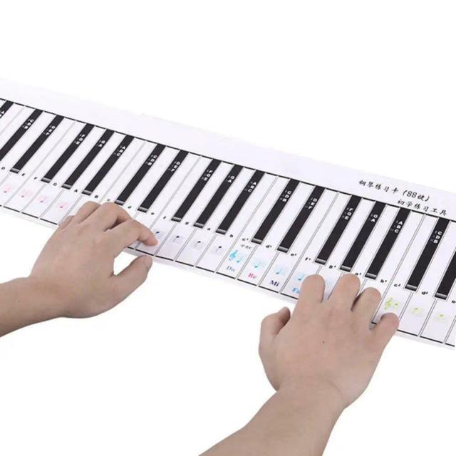 Piano Portátil Impermeável com Teclado Flexível de 88 Teclas e Cartão Prático para Músicos