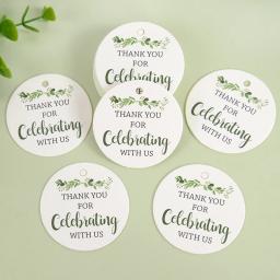 Etiquetas de papel com folha verde para embalagem de presente, Cartão de etiqueta, obrigado por comemorar conosco, Artesanato DIY, Casamento e festa de aniversário, 30 PCs, 50PCs - Image 2
