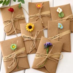 Cartões artesanais de convite flores secas com Envelopes, papel kraft caseiro, presentes de casamento, padrões aleatórios, 9 pcs - Image 1