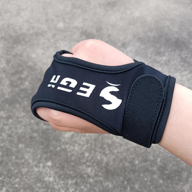 Luvas de Tiro com Arco Águia Preto em Nylon com Proteção para os Dedos - Ideal para Arco Recurvo e Besta