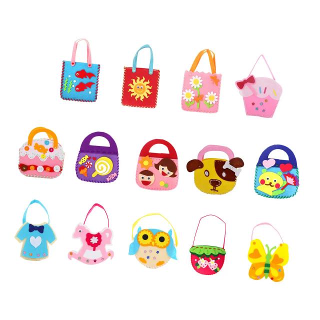 Kit de Costura Infantil com 14 Peças para Aprender a Costurar Bolsas e Desenvolver Habilidades Motoras com Desenhos Animados - Atividades de Artesanato DIY para Crianças de 5 a 14 Anos neste Natal
