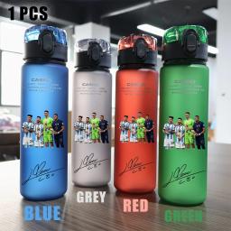 Copo de água esportivo plástico portátil, 560ml, estrela do futebol, vermelho, verde, azul, preto, acampamento ao ar livre, viagem, presente - Image 3