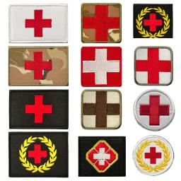 Remendo do bordado do relevo médico, mini emblema da cruz vermelha, laço do gancho, etiqueta do pvc, remendo reflexivo do IR, emblema da moral dos primeiros socorros, atacado - Image 1