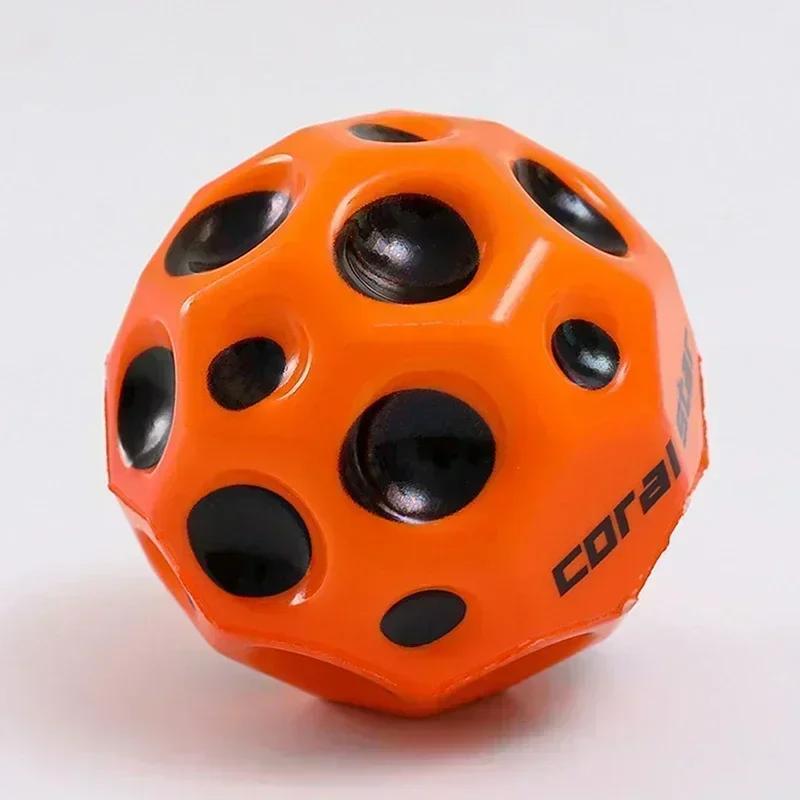 PU Anti Gravity Stress Rubber Bounce Ball, Bola de buraco útil, Bola saltitante extrema alta, Brinquedos esportivos para crianças, Jogos internos e ao ar livre, 66mm - Image 1