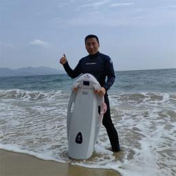2025 YIDE Prancha de surf elétrica de alta qualidade Preço Jet Water Seascooter V2 Prancha de surf elétrica - Image 1
