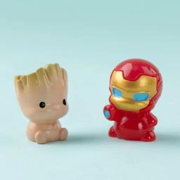 Marvel homem-aranha homem de ferro bolo de aniversário decoração boneca dos desenhos animados super-herói resina figura de ação bonito decorações interiores do carro - Image 3
