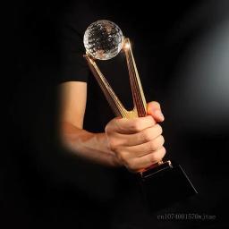 Troféu De Cristal De Resina, Prêmio Esportivo Substituível, Personalizado Gravado, Base De Cristal Preto, Decoração De Casa Excelente Criativa Lembrança, 1Pc - Image 3
