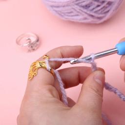 Lmdz 2 pçs diy artesanal tricô anel loop crochê dedo dedal fio guias do vintage ajustável aberto fingering ferramentas - Image 3