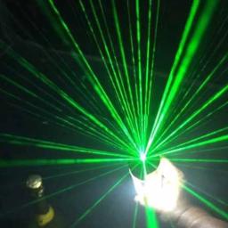 Recarregável LED Bar Champagne Bottle Topper Sparklers Luz Com Luz Laser LED Strobe Baton Nightclub Bottle Service Sparkler - Image 1