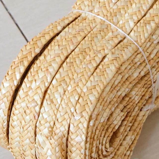 Materiais Naturais para Artesanato em Trigo e Rattan: Ideal para Teceções de Cadeiras, Cestas e Decoração Móvel - 45m