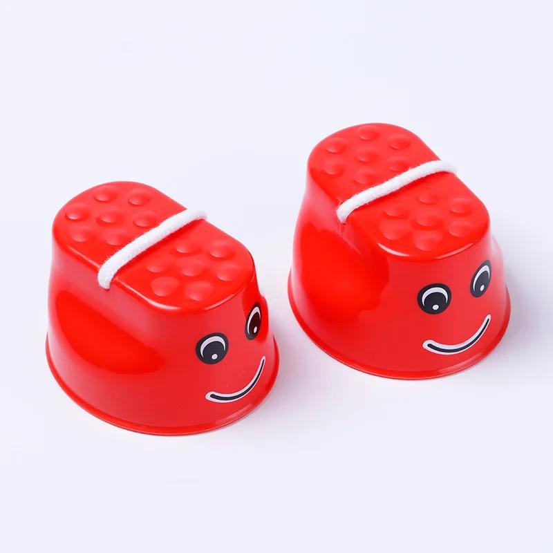 Pés Stilts de Plástico para Crianças - Equipamento Divertido para Treinamento de Coordenação, Equilíbrio e brincadeiras em Grupo, Conjunto com 2 Peças