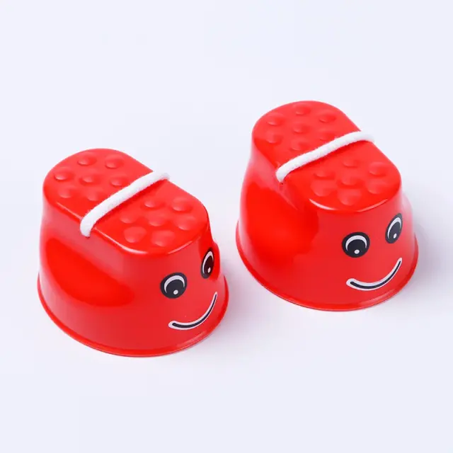 Pés Stilts de Plástico para Crianças - Equipamento Divertido para Treinamento de Coordenação, Equilíbrio e brincadeiras em Grupo, Conjunto com 2 Peças
