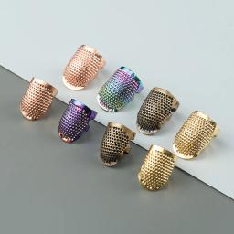 Vintage ouro agulha dedal, Finger Protector, Metal costura acessórios, Handworking costura ferramentas, anel antigo, artesanato DIY - Image 1