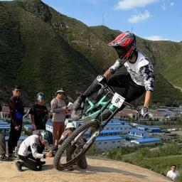 Avita sapatos de mountain bike zapatillas mtb sapatos pedal plano passeio livre downhill deslocamento estrada e duplo slalom sapatilha mtb sapato - Image 2