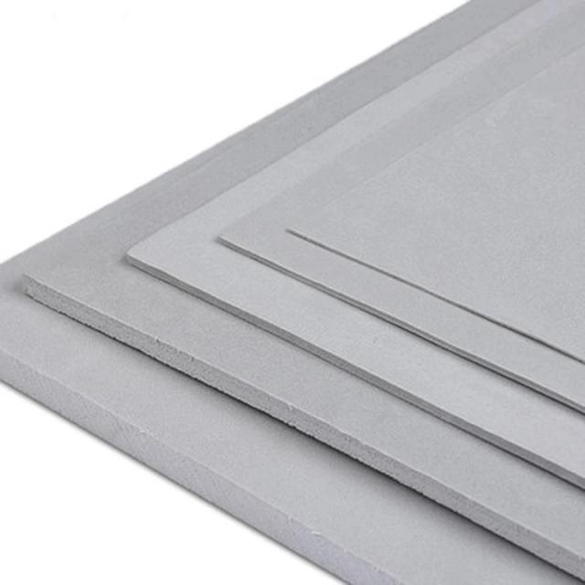 Folha de EVA Cinza para Cortes Fáceis em Artesanato, Cosplay e DIY - 350x500mm