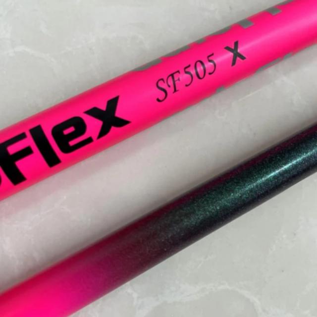 Eixo de Golfe Rosa SF505/SF505X/SF505XX - Flex Grafite com Ponta 0.335 e Montagem Gratuita para Drivers